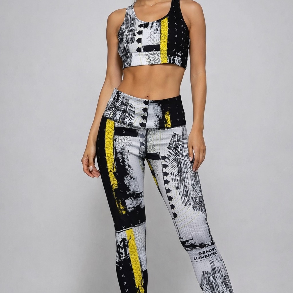 Chic & Supportive Two-Piece Activewear Set ✨